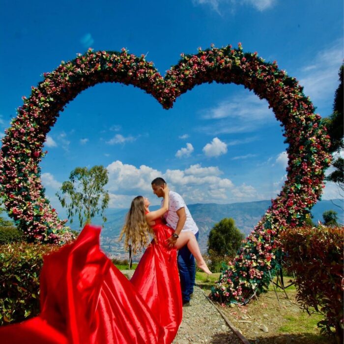 423340587_890597282795312_4617812741944386247_n